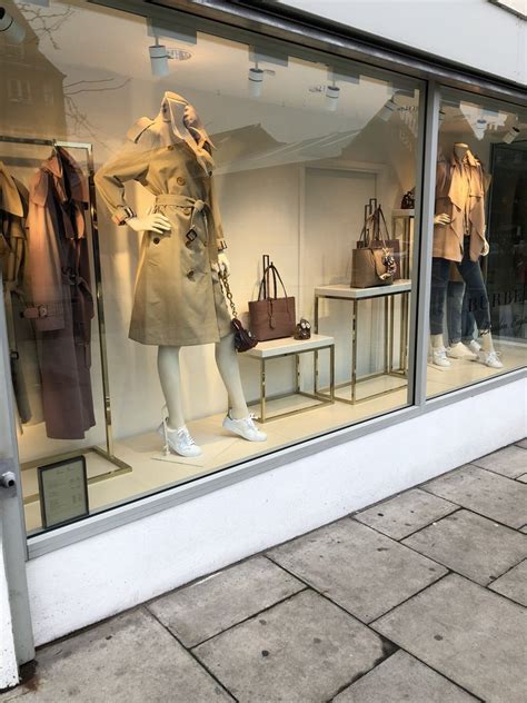 burberry hackney outlet opening times|burberry factory outlet.